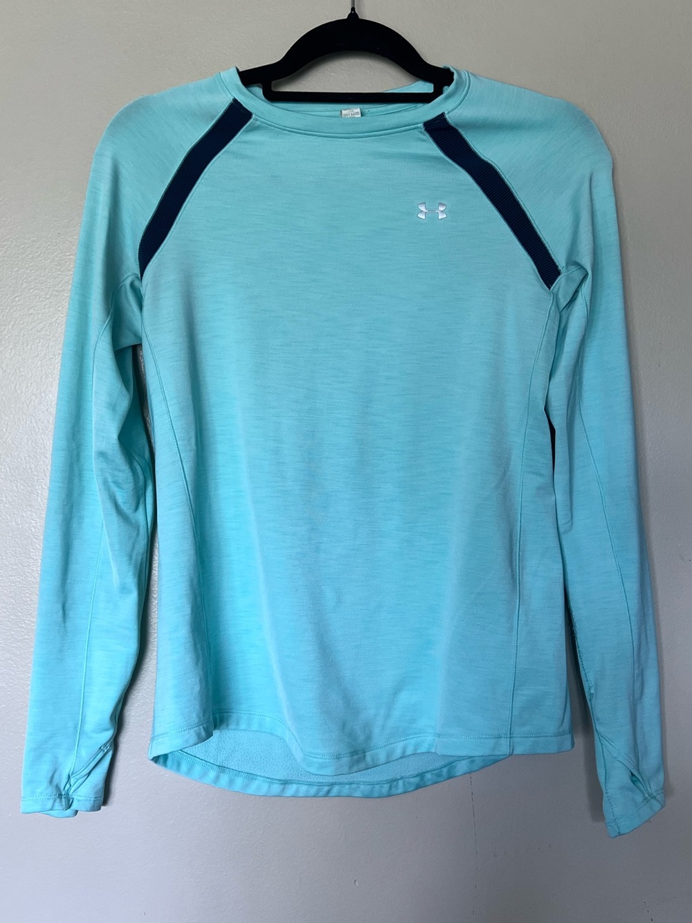 Under Armour  ColdGear Seafoam Green Long Sleeve Top